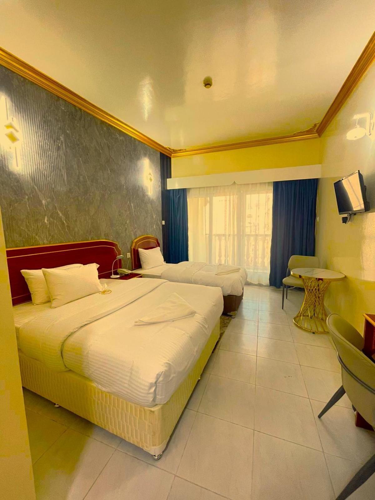 Galaxy Star Hotel ดูไบ ภายนอก รูปภาพ