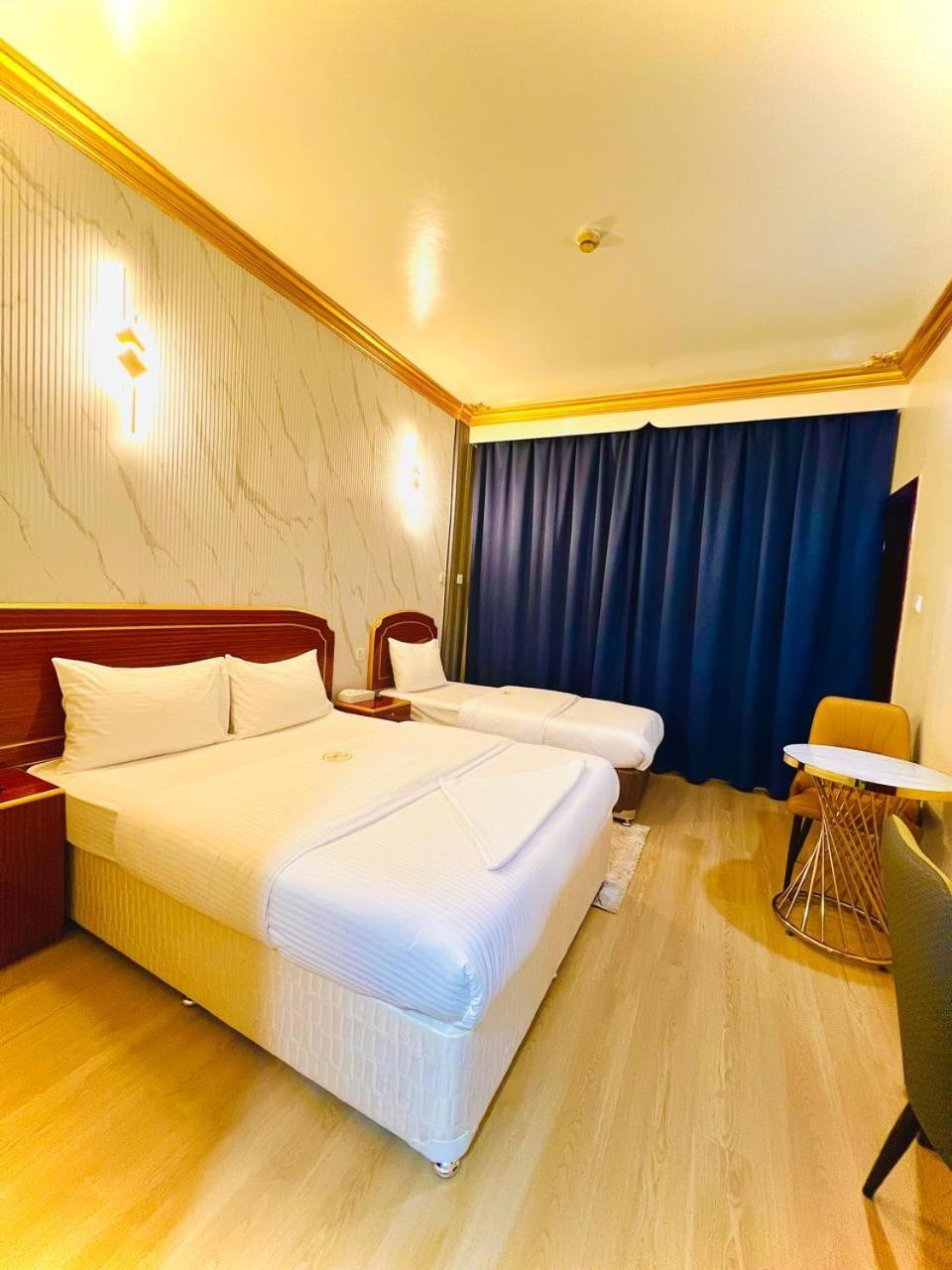 Galaxy Star Hotel ดูไบ ภายนอก รูปภาพ