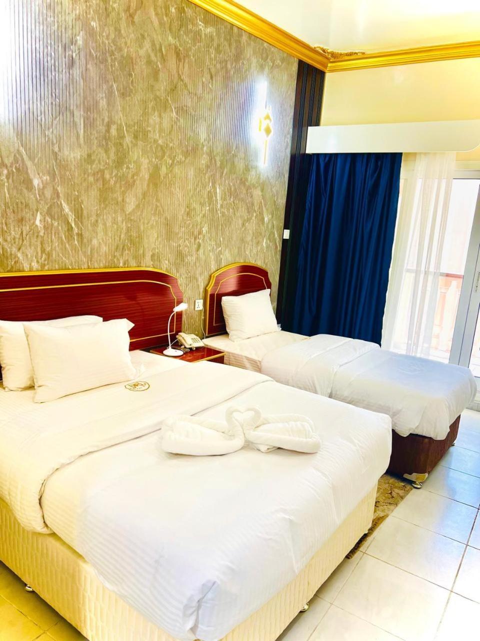 Galaxy Star Hotel ดูไบ ภายนอก รูปภาพ