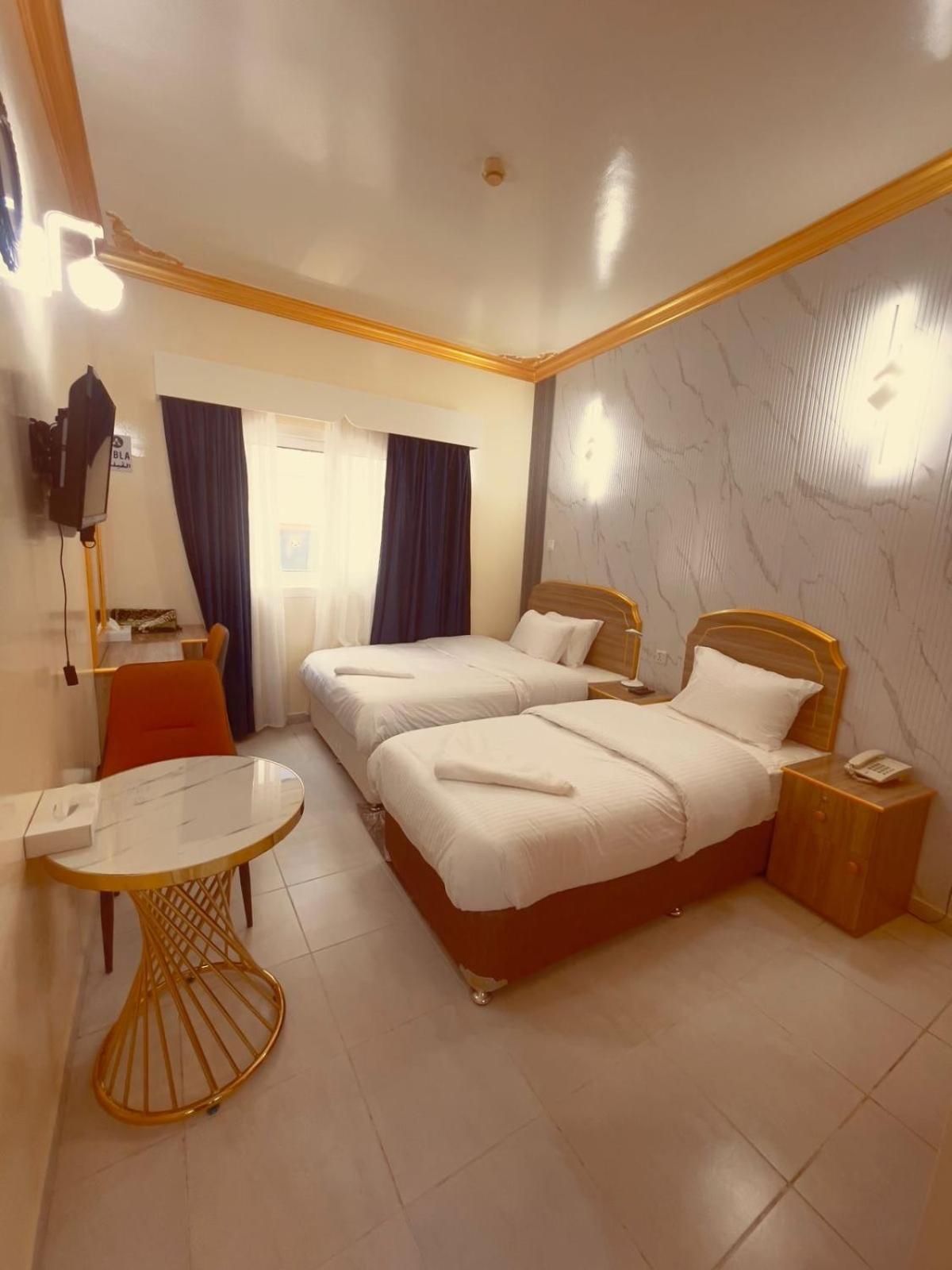 Galaxy Star Hotel ดูไบ ภายนอก รูปภาพ