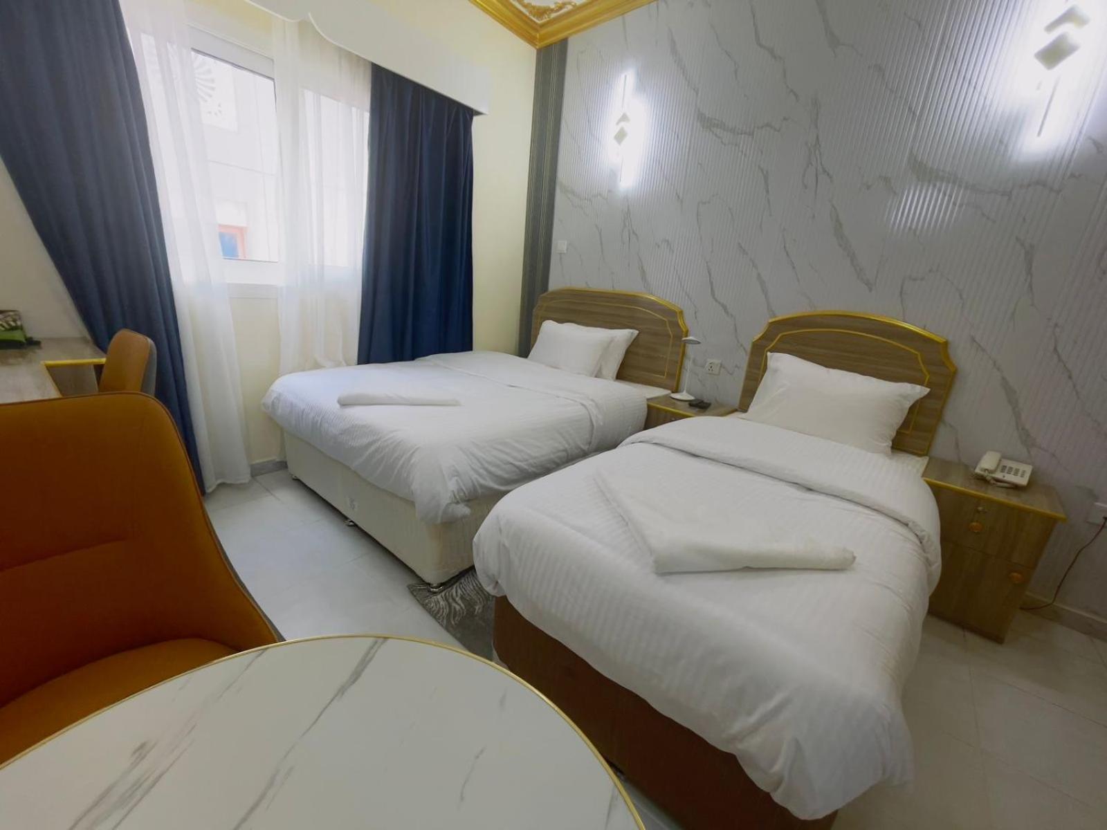 Galaxy Star Hotel ดูไบ ภายนอก รูปภาพ