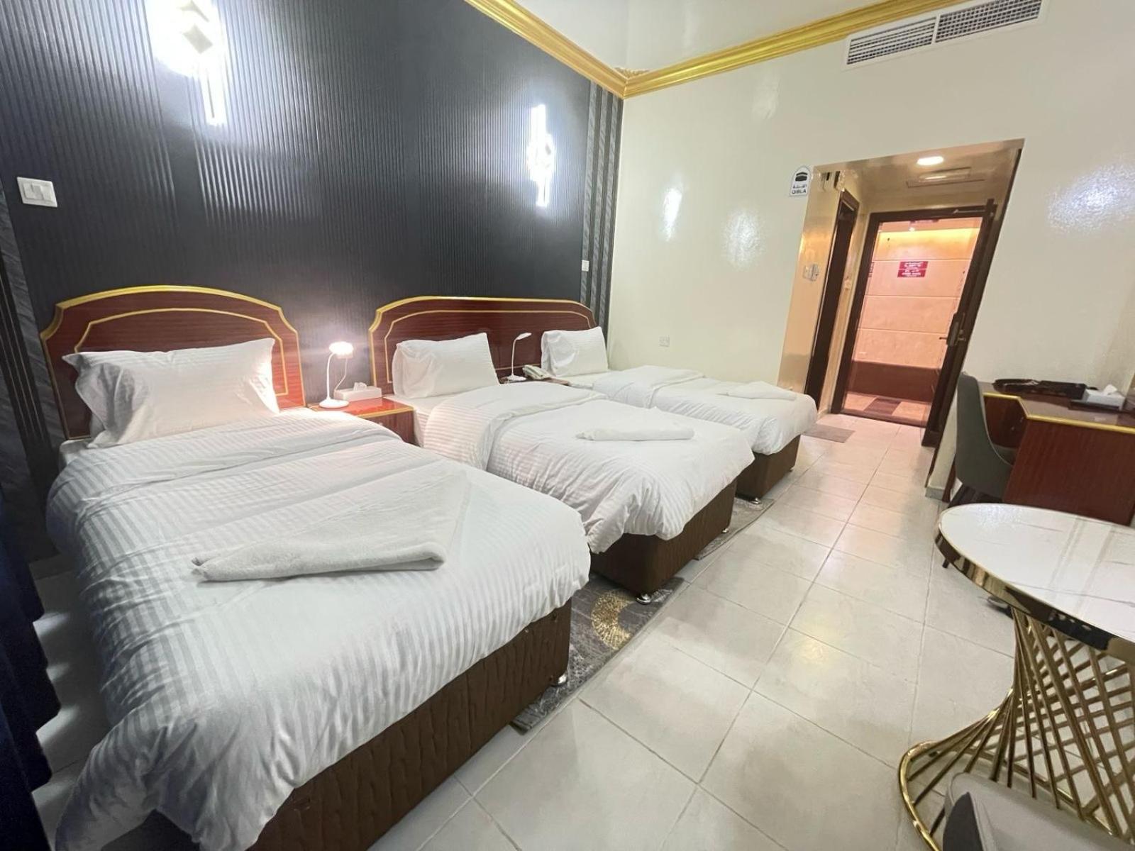 Galaxy Star Hotel ดูไบ ภายนอก รูปภาพ