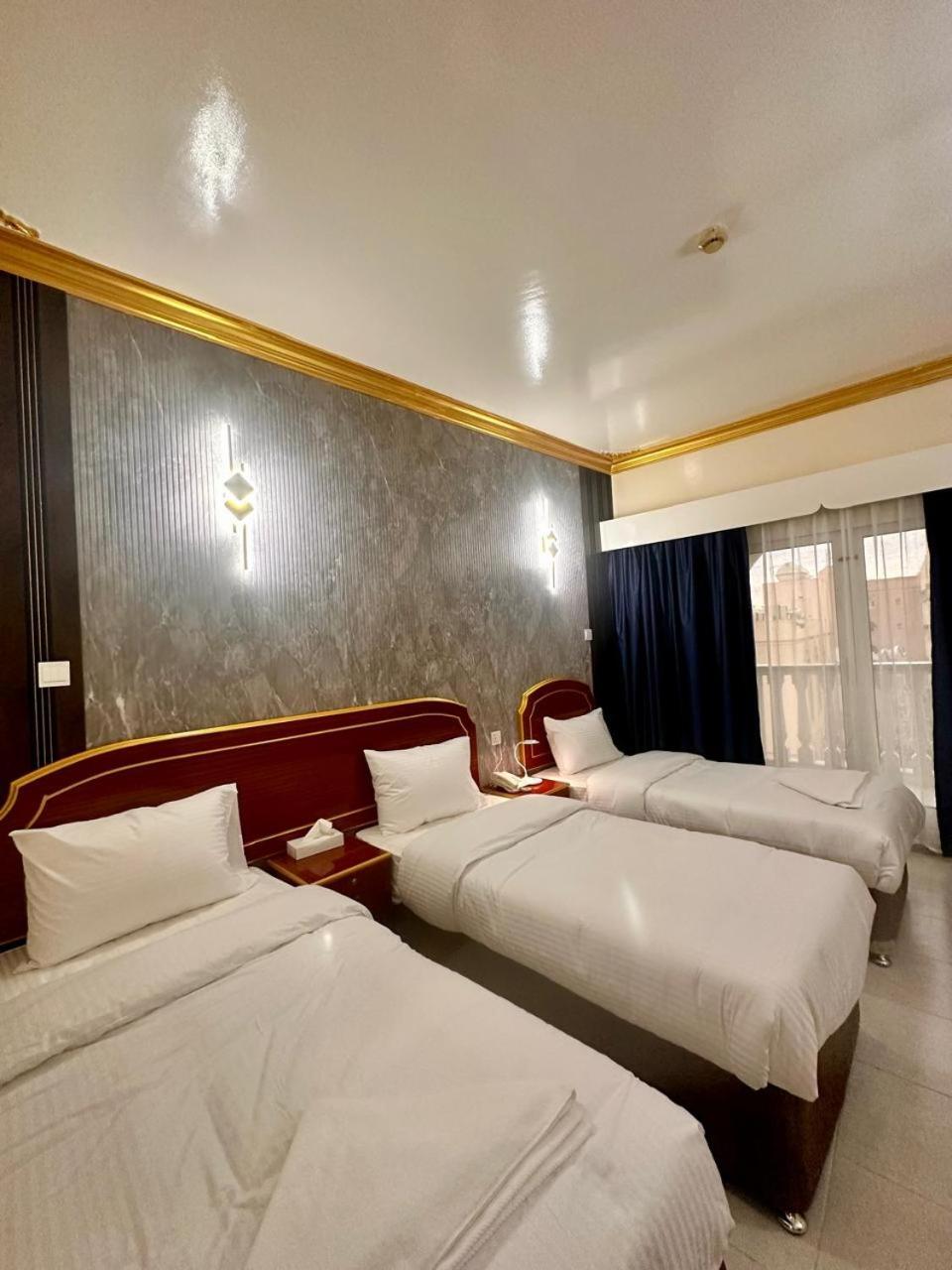 Galaxy Star Hotel ดูไบ ภายนอก รูปภาพ