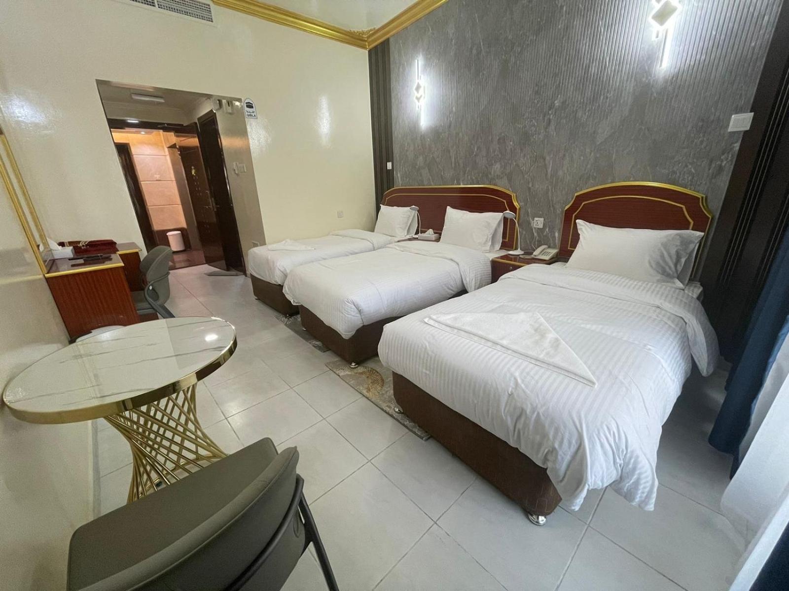 Galaxy Star Hotel ดูไบ ภายนอก รูปภาพ