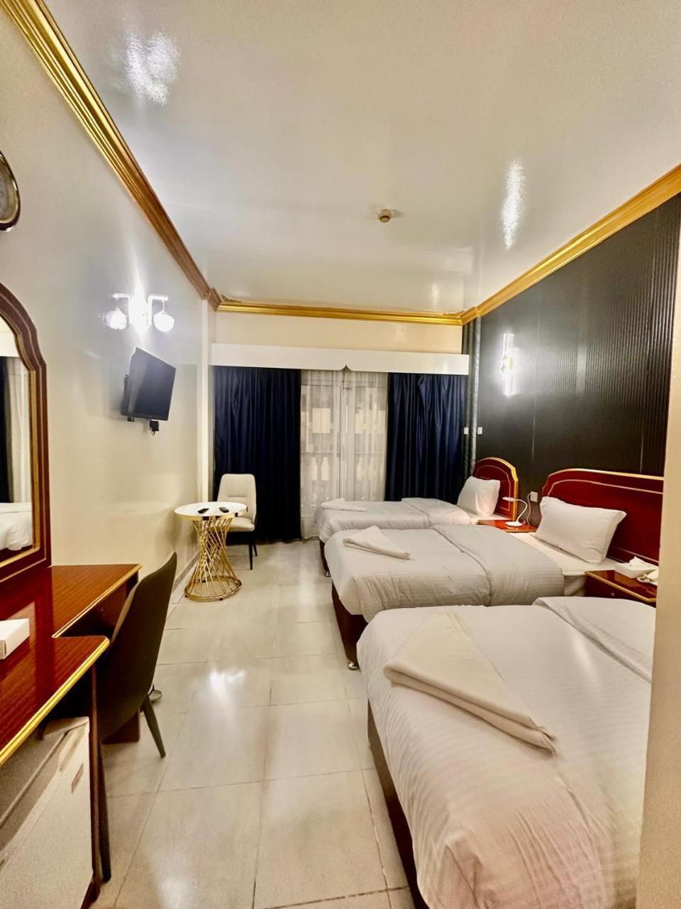 Galaxy Star Hotel ดูไบ ภายนอก รูปภาพ